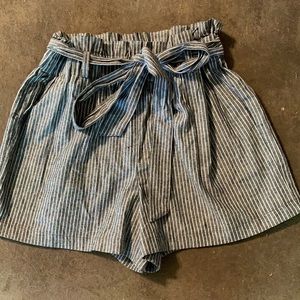Grey striped paperbag shorts from Have. Size M :)